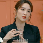 八卦吃瓜娱乐博主是谁啊,揭秘热门吃瓜博主的神秘面纱