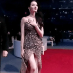 娱乐吃瓜美女走红毯,美女明星们的时尚秀与尴尬瞬间